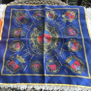 Hermes like new scarf ( unisex) in box